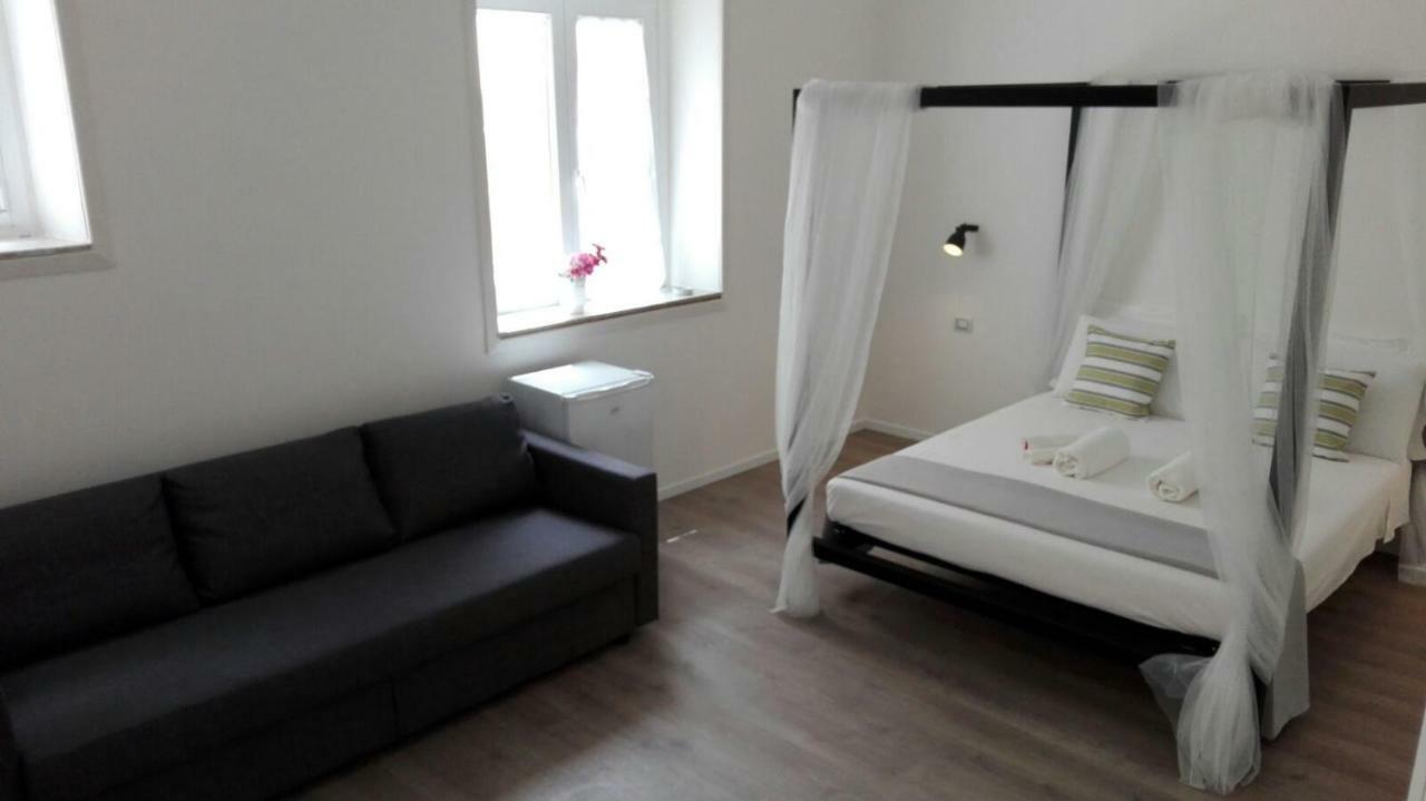 Dimora Di Artemide Hotel Сиракуза Екстериор снимка